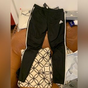 Adidas Tiro 19 TR rare !!! Never coming back out